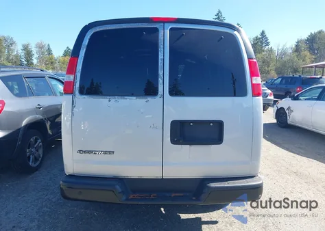 2018 Chevrolet Express 2500 Work Van from USA, damaged, VIN 1GCWGAFP2J1307987